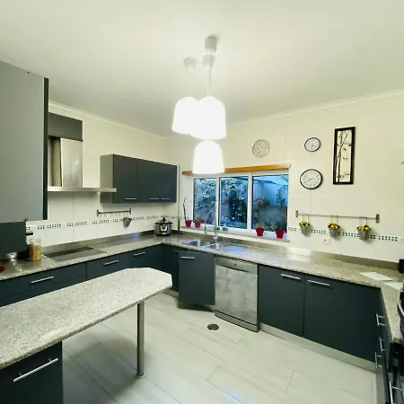 Casa Petroleiro * Albergaria-a-Velha